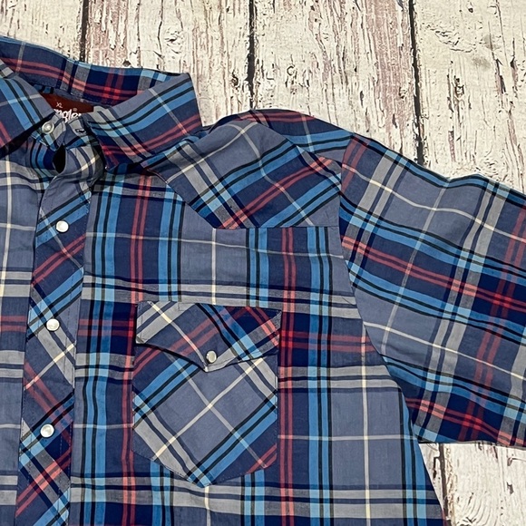 Vintage Western Pearl Snap Wrangler Button Down Cowboy Rancher Shirt - Picture 2 of 4